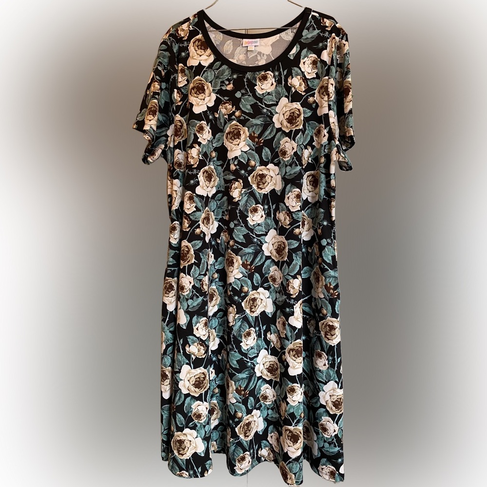 LuLaRoe Black Floral Dress- size 3x